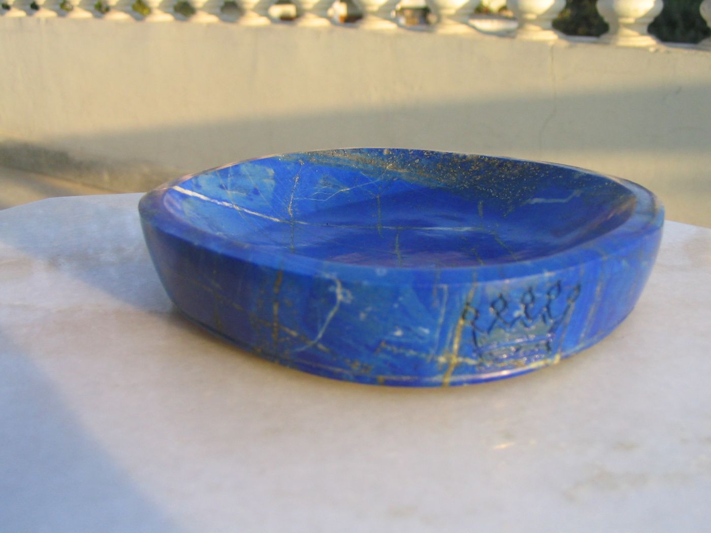 Green Nephrite Lily Dish — Carved green nephrite jade